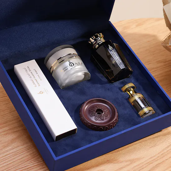 Al Ghawaly Elegant Gifts Box | Bright Flowers