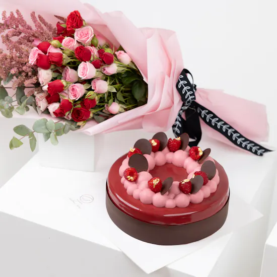 Raspberry & Chocolate Cake By Guillermo | Enchanting Baby Roses
