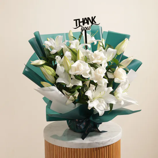 Grand Gratefulness Flower Bouquet