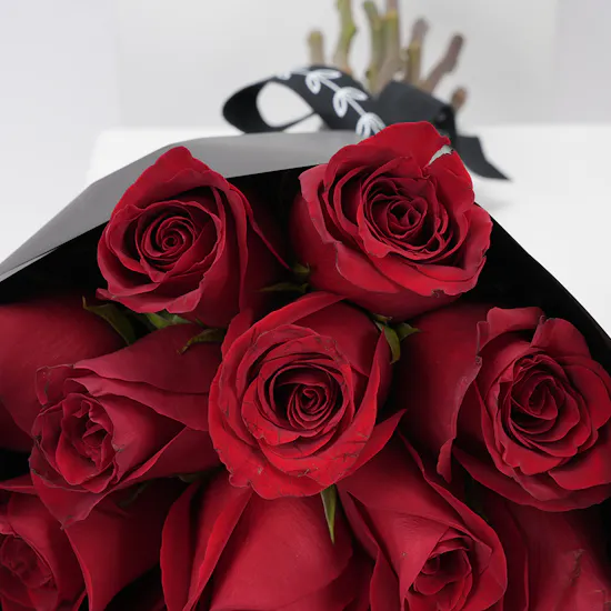 Levo Chocolates | Roses Bouquet