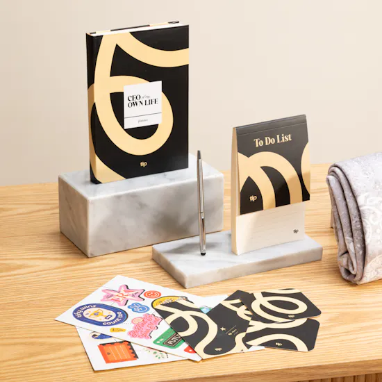 Tip of The Day CEO of My Own Life Black Box | Portable Sejadah and Flowers