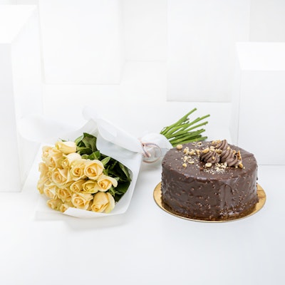 Ferrero Roche Cake | Roses