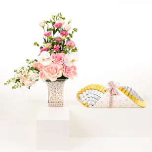 Linne Royal Chocolate Bouquet | Pink Elegance Flowers Linne Royal Chocolate Bouquet | Pink Elegance Flowers