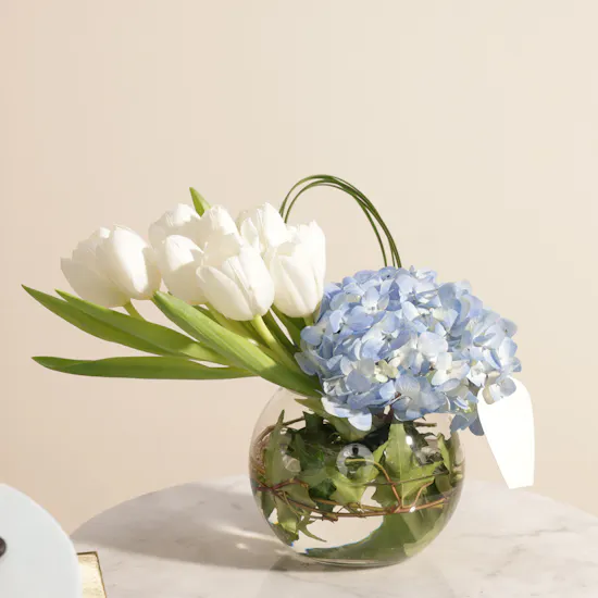 Floward Personalized Photo Blue Camera Cake | Sky Beauty Flower Vase