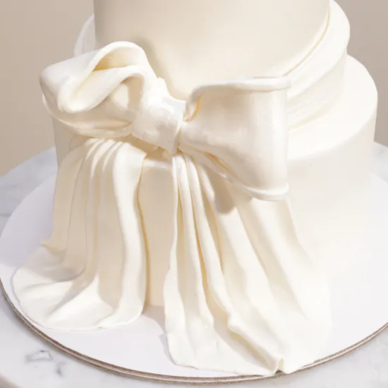 Floward Wedding Bow Cake | Red Velvet