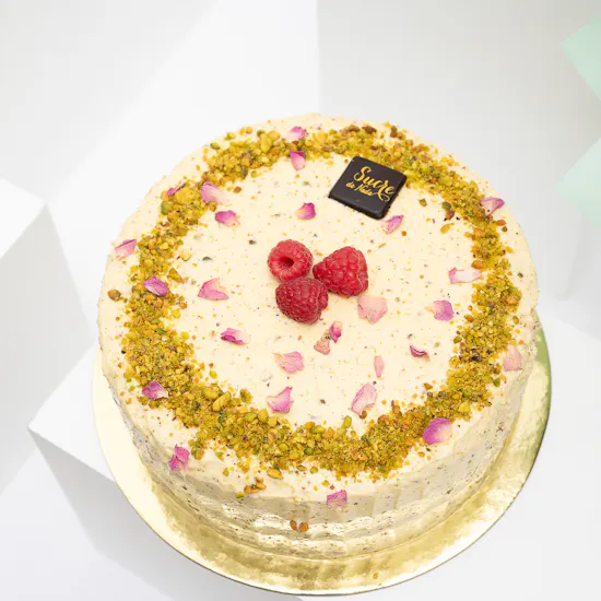 Sucre De Nada Pistachio Cake | Fuchsia Baby Roses