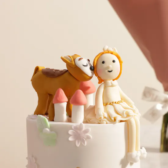 Laviviane Personalized Golden Fawn Birthday Cake | Imperial Flowers