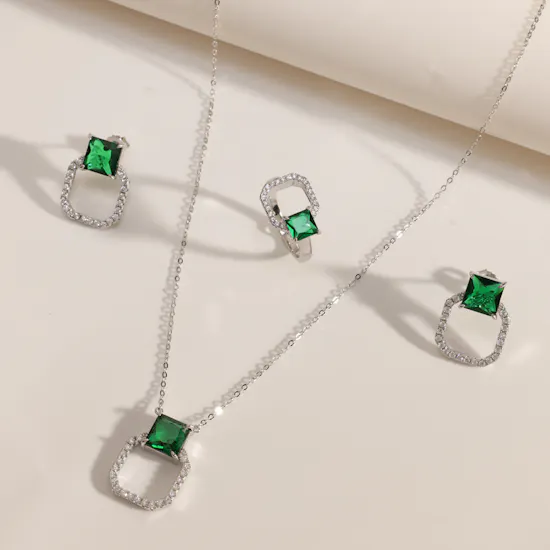 Floward Celestial Emerald Jewelry Set