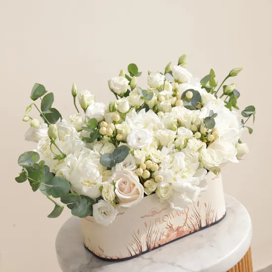 Garden Pure White Peony Box