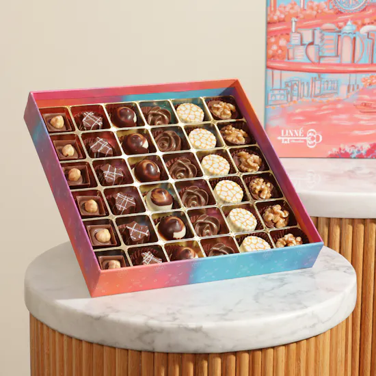 Linne Omani Women’s Day Her Heritage Chocolate Box.