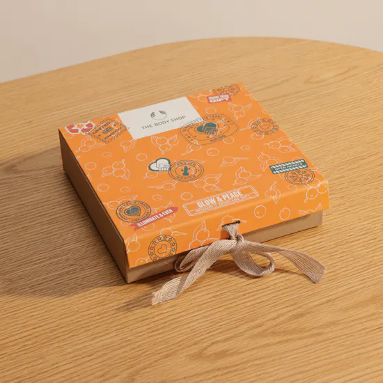 The Body Shop Glow and Peace Vitamin C Skincare Set