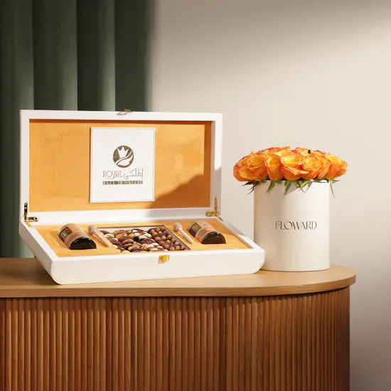 Al Malaky Royal Sidr and Samar Honey and Dates with Nuts Box | Flowers Box