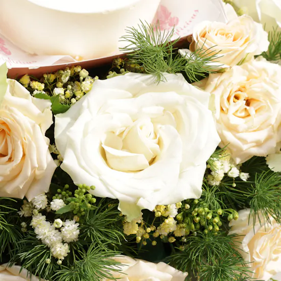Sweetylicious Graduation Korean Cake | Delicate Flowers