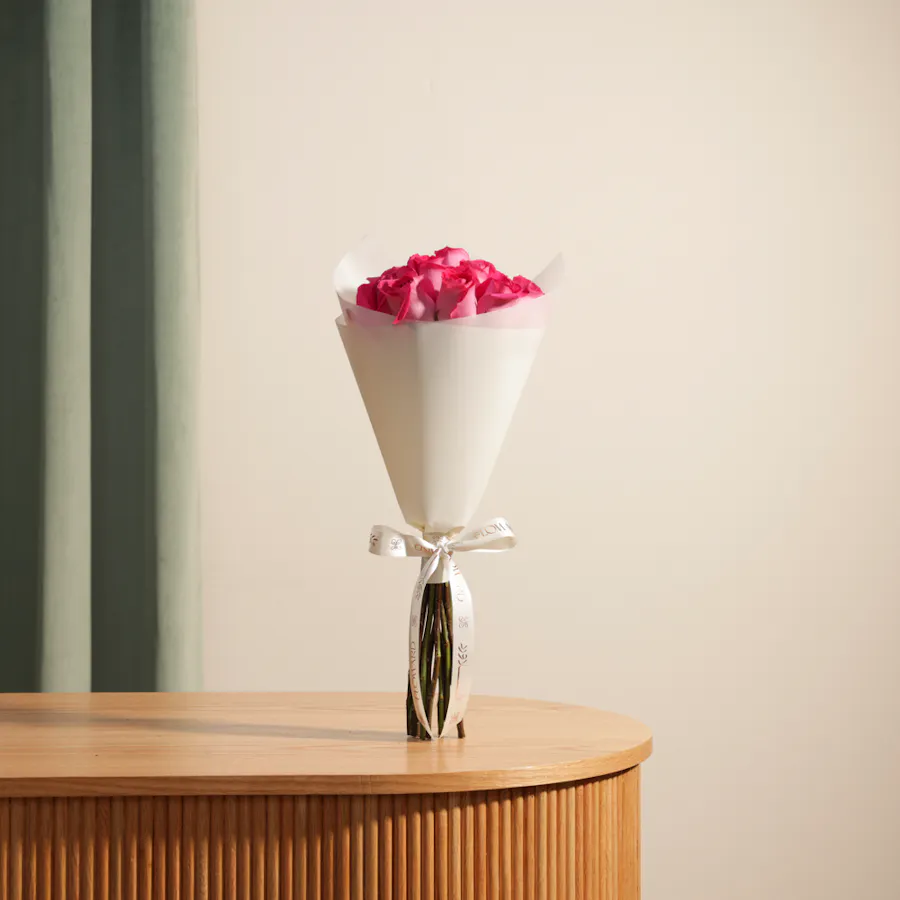 Alluring Roses Bouquet | 12 Flowers 1