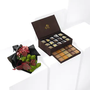 Godiva Small Royal Brown Chocolate Box | Flowers Godiva Small Royal Brown Chocolate Box | Flowers