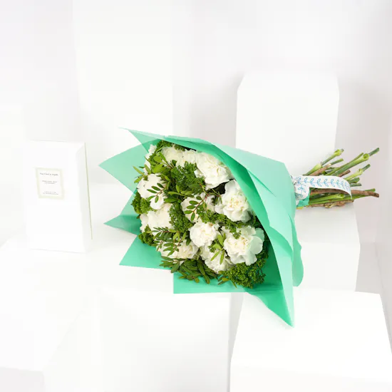 Van Cleef And Arpels Precious Oud for Women | Carnations