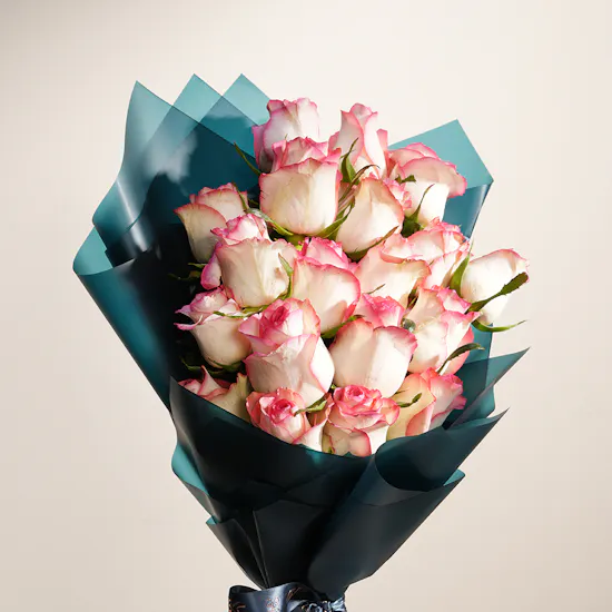 Kaek Blady Makrouta Box | Esperance Roses