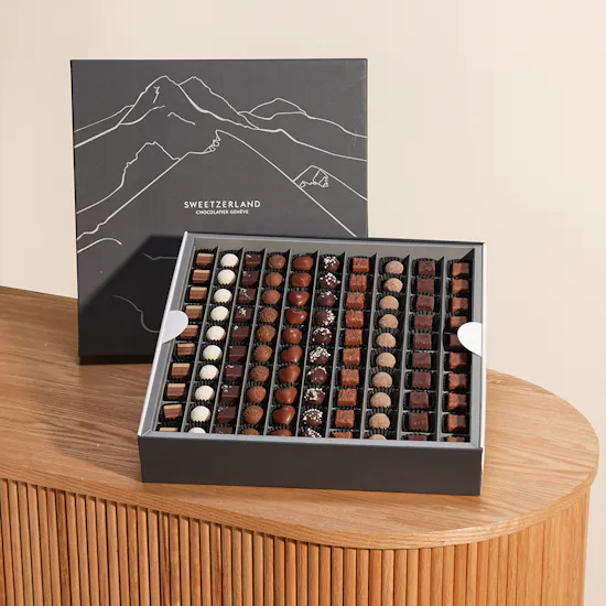 Sweetzerland Chocolate Box | 2.035 kg
