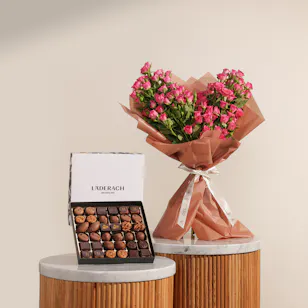 Läderach Pralines Classic Chocolates Box | Blissful Flowers Bouquet