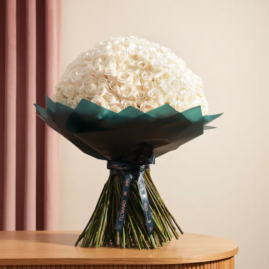 White Roses Bouquet | 250 Flowers