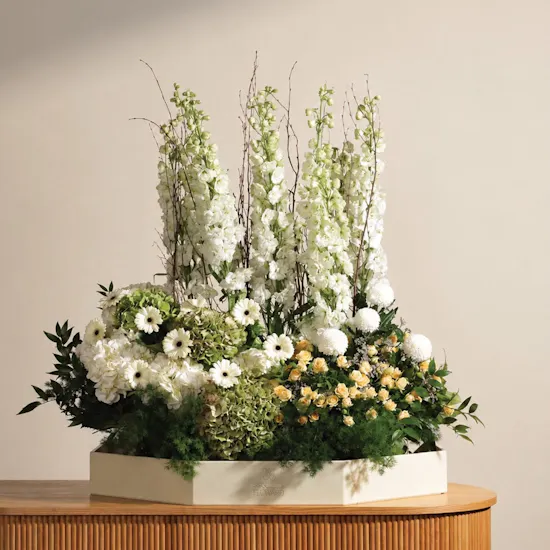 Soft Grace Flower Leather Tray