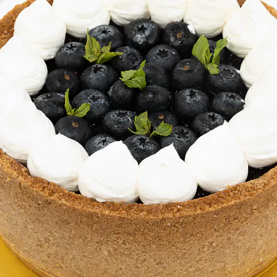 Floward Blue Berry Cheesecake