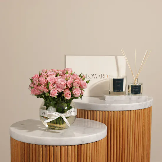 Floward Lovely Orchid Home Gift Set | Lush Baby Roses Vase