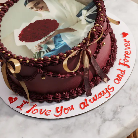 Mister Baker Personalized Maroon Photo Cake