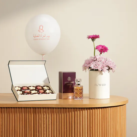 Omani Women's Day Proudly Poised Gift Set