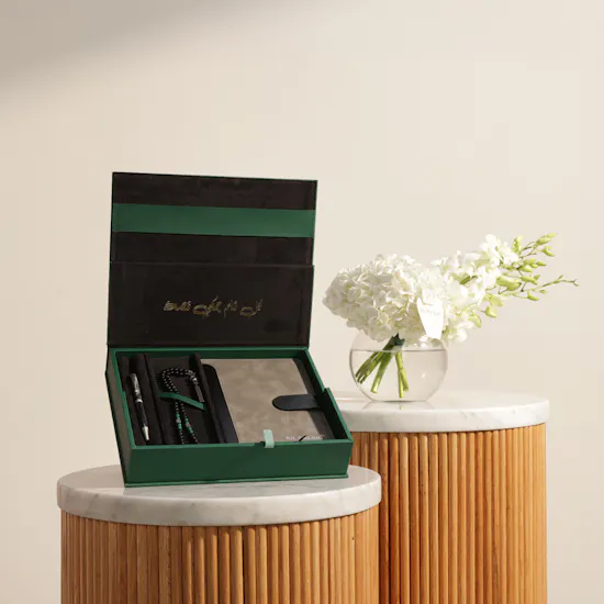 Bil Qalam Luxury Kaaf Set | White Celebration Flower Vase