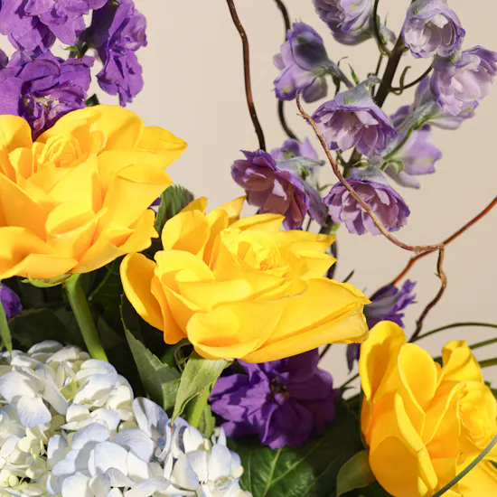 Damas Luxury Women Necklace | Precious Flowers Vase