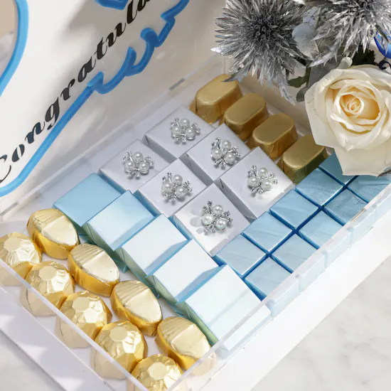 Floward Graduation Floral Chocolate for Him Tray