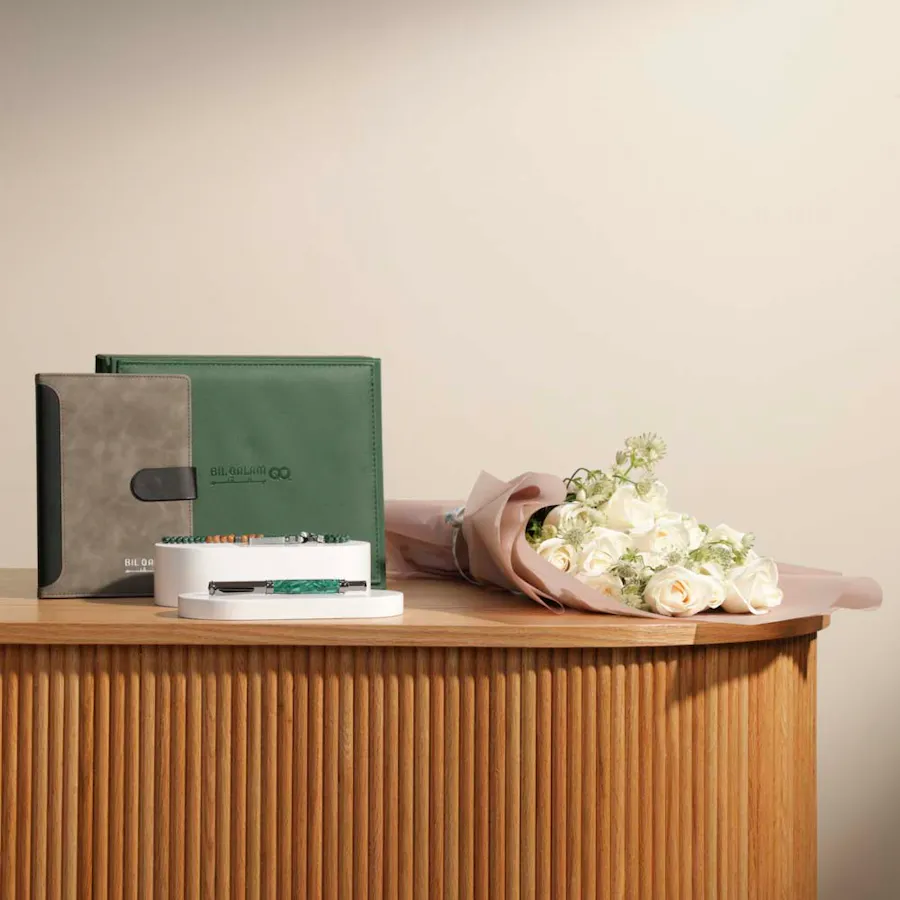 Bil Qlam Office Set | Flower Bouquet 1
