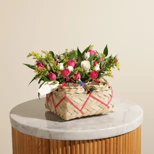 Floward Floral Chocolate Signature Basket