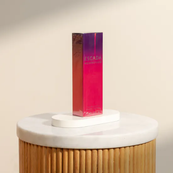Escada Magnetism Perfume for Women 75ml | Red Roses Bouquet