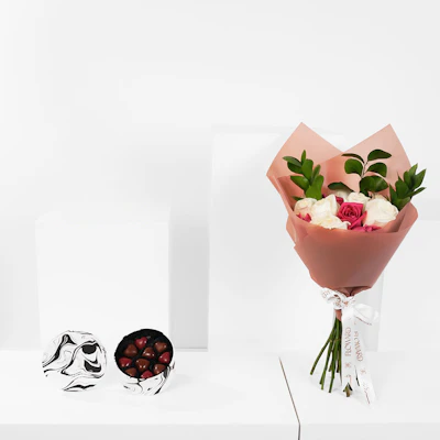 Sweetzerland Heart Chocolates | Rose Bouquet Sweetzerland Heart Chocolates | Rose Bouquet