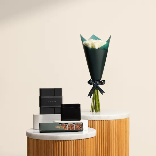 Atom Black Leather Men's Wallet | Giovanni Chocolate Box and Roses Arrangement