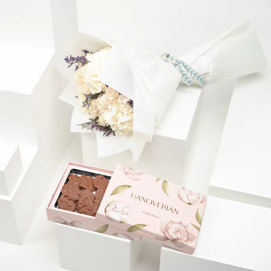 Hanoverian Crepe Dulce Chocolates | White Blooms 4