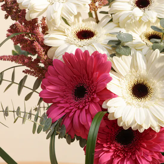 Sweetzerland Luxury Chocolate Box | Stunning Flowers Vase