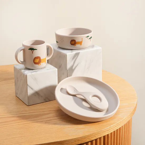 Peek A Boo Liewood Vivi Silicone Safari Tableware Set