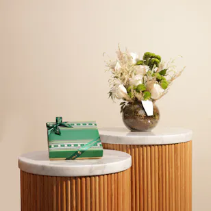 Bateel Happy National Day Box | Flowers Vase Bateel Happy National Day Box | Flowers Vase