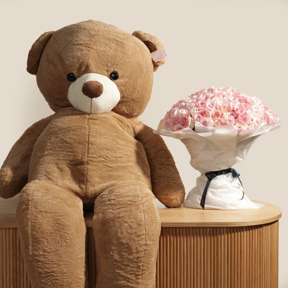 Floward Huge Teddy Bear | 150 Pink Roses