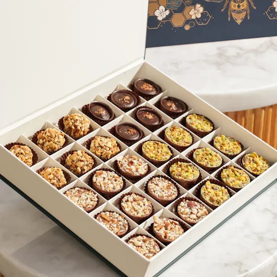 Floward Essence of Joy Medium Chocolate Box