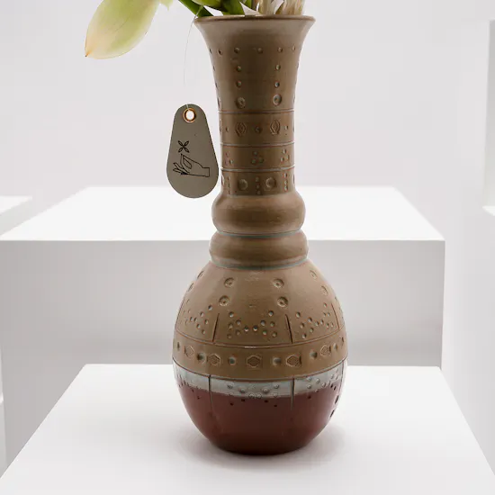 Keramos Studio Sadu Vase | Soft Blooms