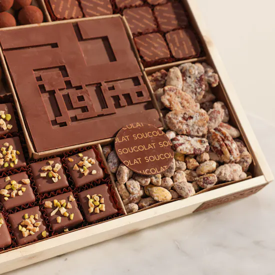 Soucolat Hajj Mabrur Medium Chocolate Wood Tray | 590 g