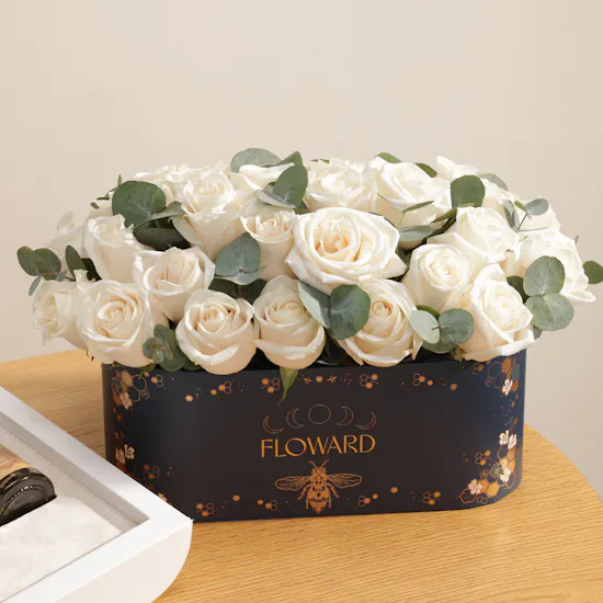 Al Malaky Royal Eid Honey and Dates Leather Box | Bloom Roses