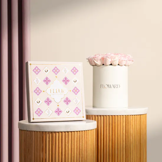 Fleur Mix Chocolates Box | Royal Elegance Flowers Arrangement