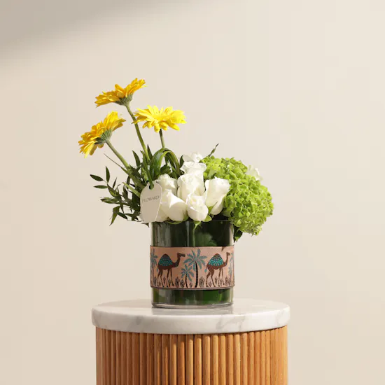 Sunlit Legacy Sadu Flowers Vase