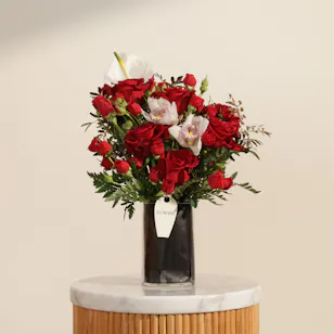 Striking Red Beauty Flower Vase