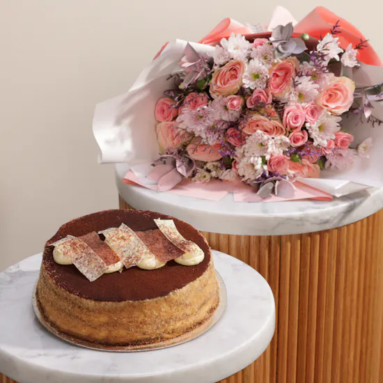 Floward Coffee Cake | Birthday Flowers Bouquet